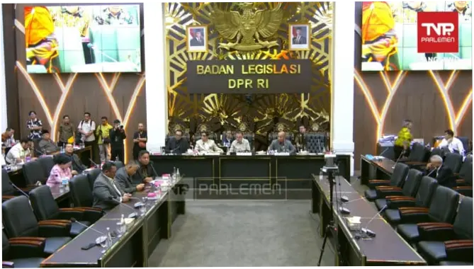 Baleg DPR dan Pemerintah Sepakat Bawa RUU PPRT ke Paripurna untuk Disahkan