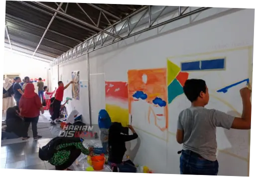 Berita Terkini: Workshop Melukis, Kasus Guru Besar, Konser Monsta X, dan Nissan X-Trail