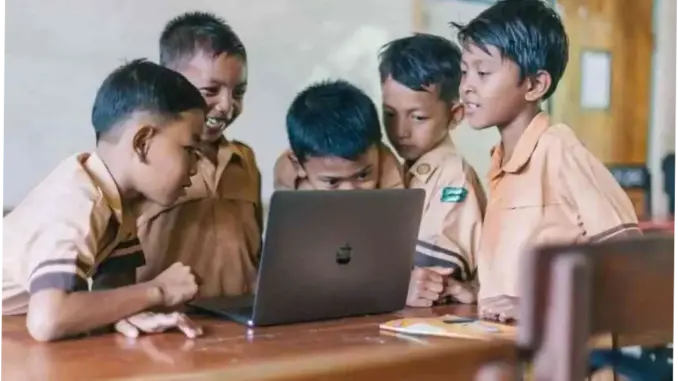 Classroom: Revolusi Pendidikan dan Teknologi di Era Digital