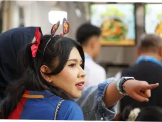 Fans Barca Memeriahkan Laga Clash of Legenda di GBK Jakarta