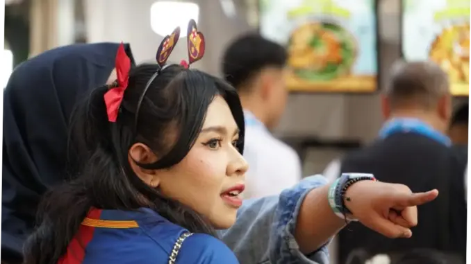 Fans Barca Memeriahkan Laga Clash of Legenda di GBK Jakarta