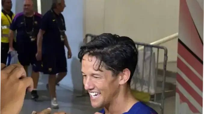 Irfan Bachdim dan Rivaldo Saling Tukar Jersey