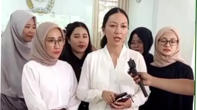 Istri Terpidana Kasus Pertamina Minta Keadilan ke Komisi III DPR