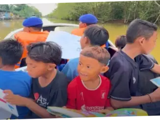 Polairud Hadirkan Perpustakaan Apung untuk Meningkatkan Literasi Anak Pesisir