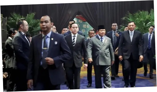 Prabowo Hadiri Resepsi Pernikahan El Rumi: Ahmad Dhani itu Kader Kita