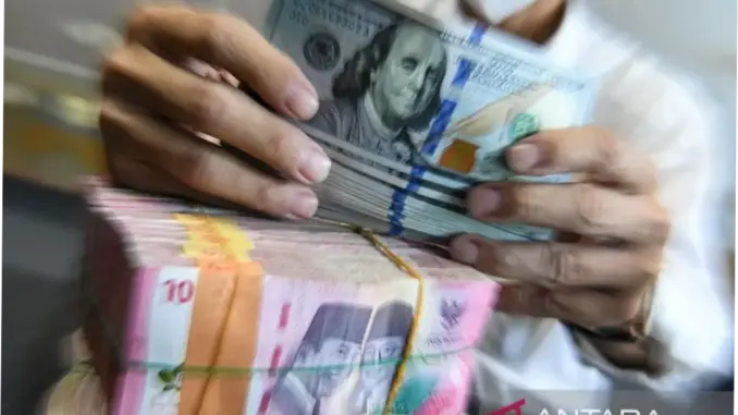 Rupiah Melemah, Dolar AS Menguat: Apa yang Terjadi di Pasar Valuta Asing?