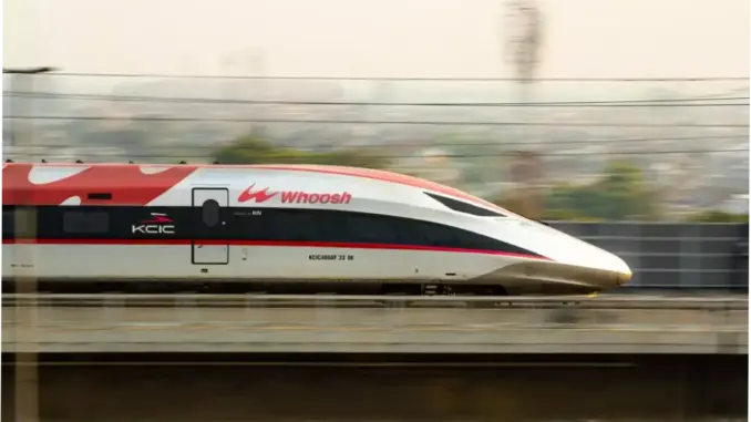 Sistem Sensor Normal, KCIC Pastikan Operasional Whoosh Aman Ditengah Cuaca Ekstrem