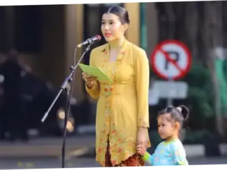 Wabup Kudus Gandeng Anak Pimpin Apel Hari Kartini