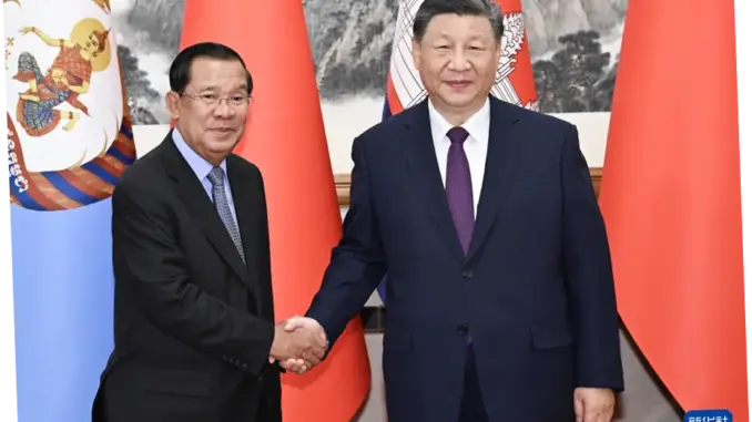 Xi Jinping Adakan Pembicaraan dengan Presiden Mozambik