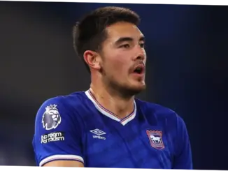 Elkan Baggott Siap Cetak Sejarah di Premier League