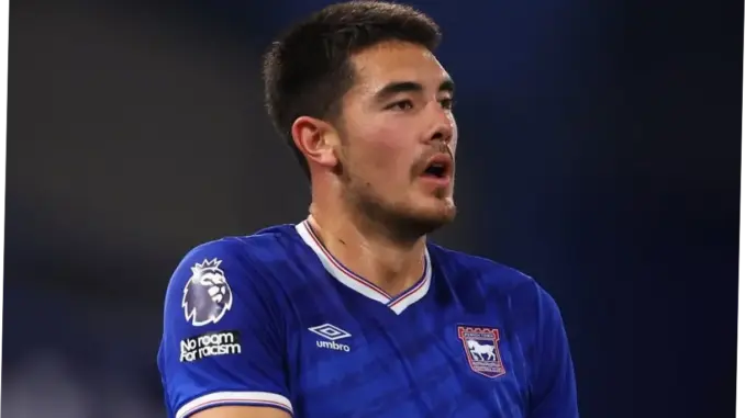 Elkan Baggott Siap Cetak Sejarah di Premier League