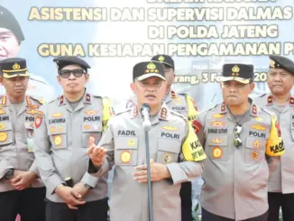 Kabaharkam Polri Tekankan Pentingnya Personel Humanis di Lapangan
