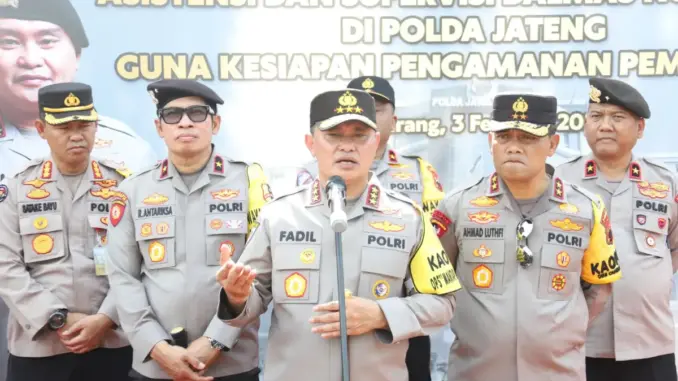 Kabaharkam Polri Tekankan Pentingnya Personel Humanis di Lapangan