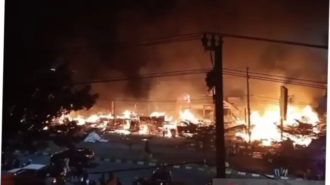 Kebakaran Pasar Muaro Bungo Jambi: 120 Pedagang Terdampak