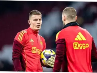 Maarten Paes, Kiper Muda yang Menghadapi Tantangan di Ajax