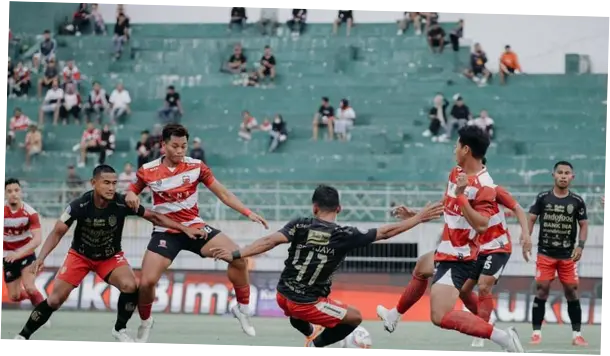 Madura United Kalahkan Bali United 2-0, Sape Kerrab Jauhi Zona Merah di Super League 2025-2026