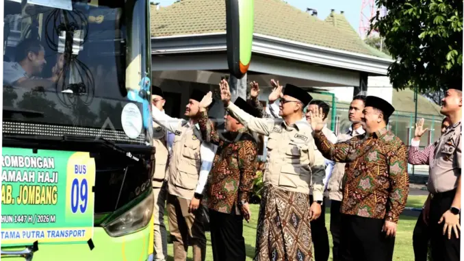 Menteri Haji dan Umrah Lepas Keberangkatan Kloter Pertama Jemaah Haji Indonesia Tahun 1447 H/2026 M