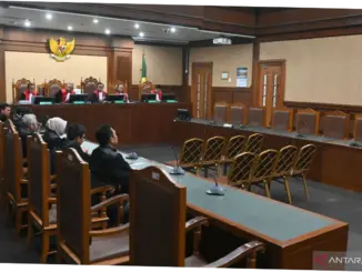 Pengacara Nadiem Tidak Hadir, Pengamat Sebut Potensi COC