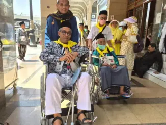 Pesona Haji Ramah Lansia di Jumat Perdana Masjid Nabawi