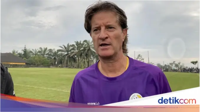 Pieter Huistra: Pelatih yang Mengubah Nasib PSS Sleman